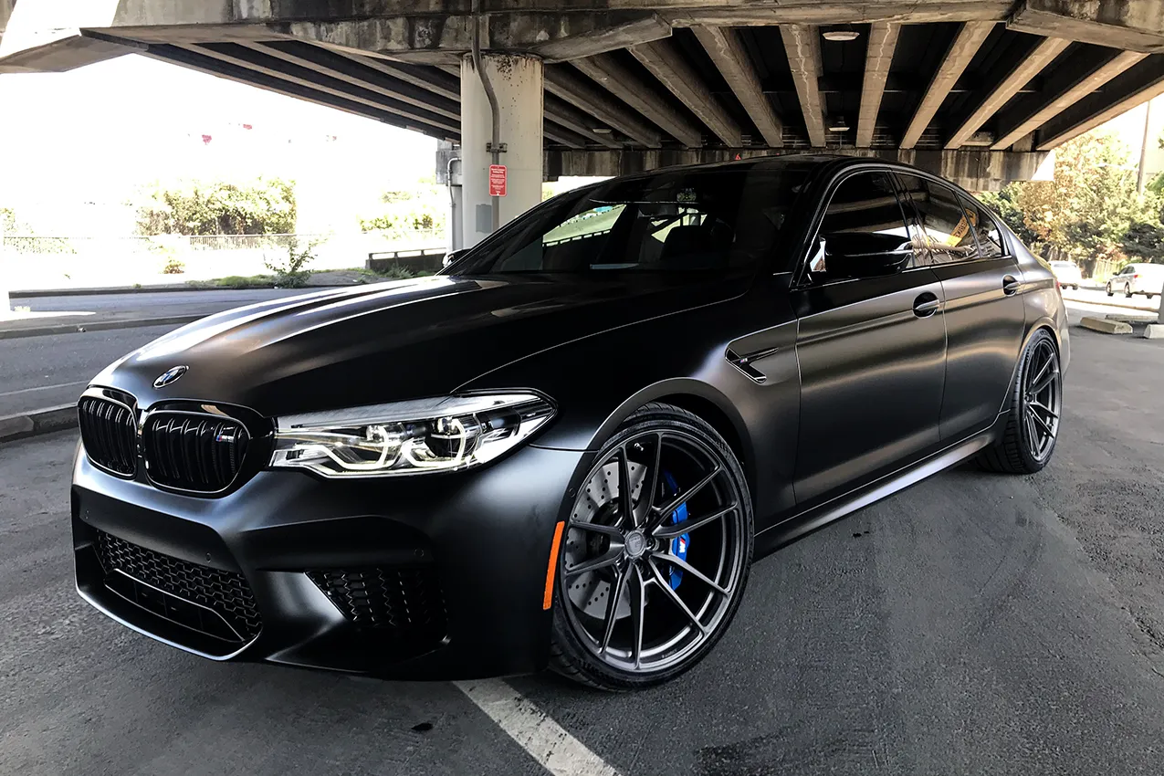 2020 BMW M5 on ANERKY Wheels